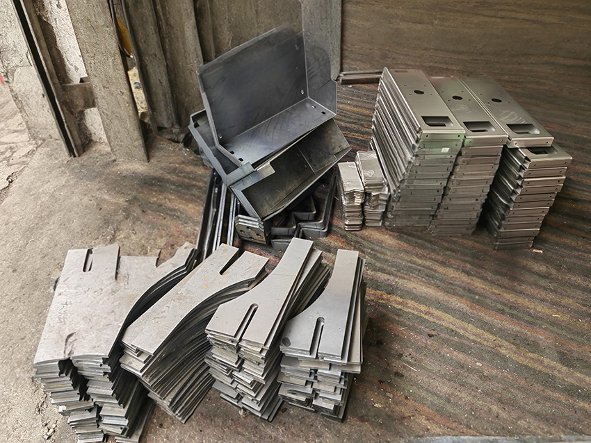 �����и�